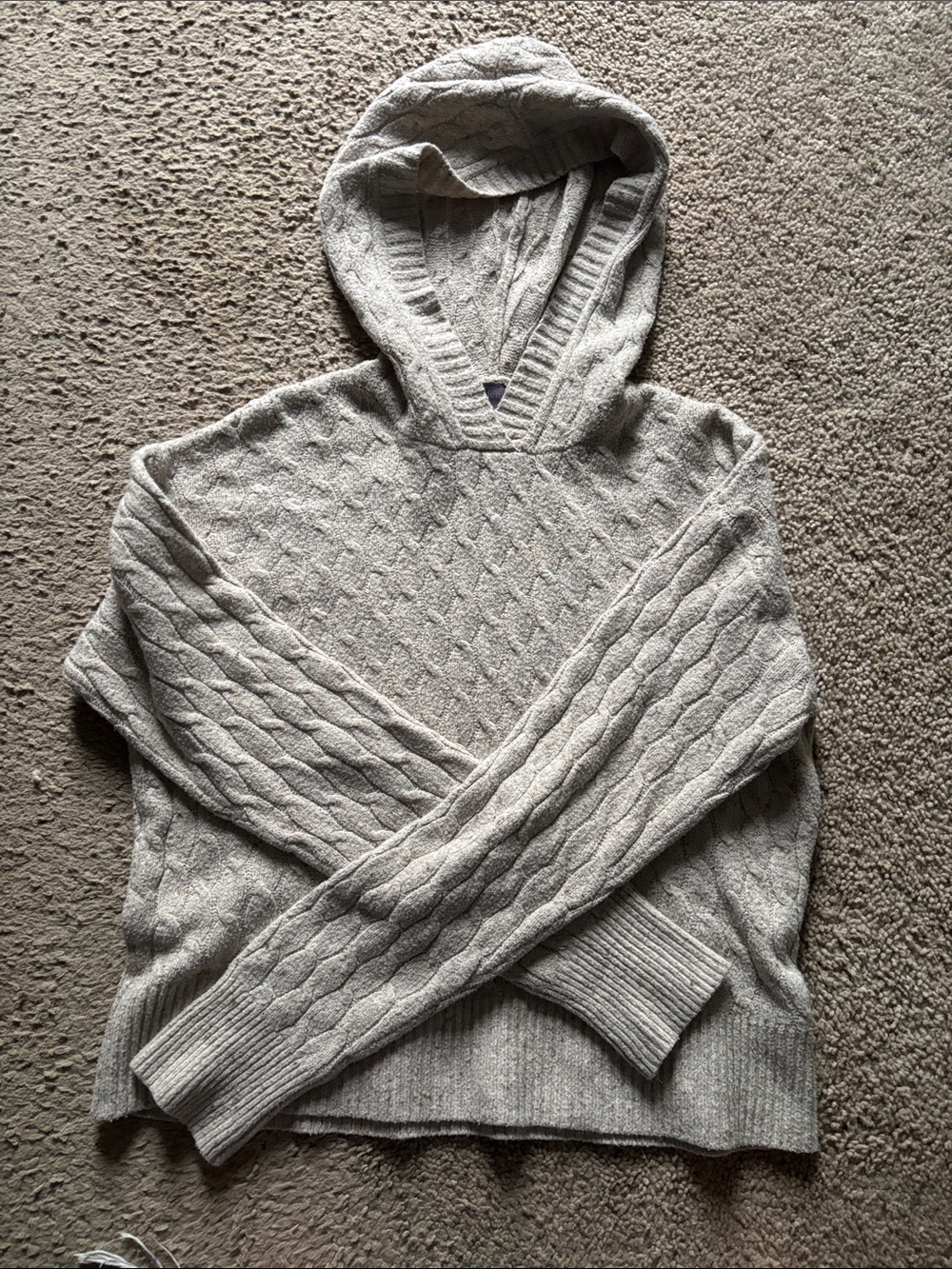 Auden Men's Light Gray Cable-Knit Hoodie Sweater